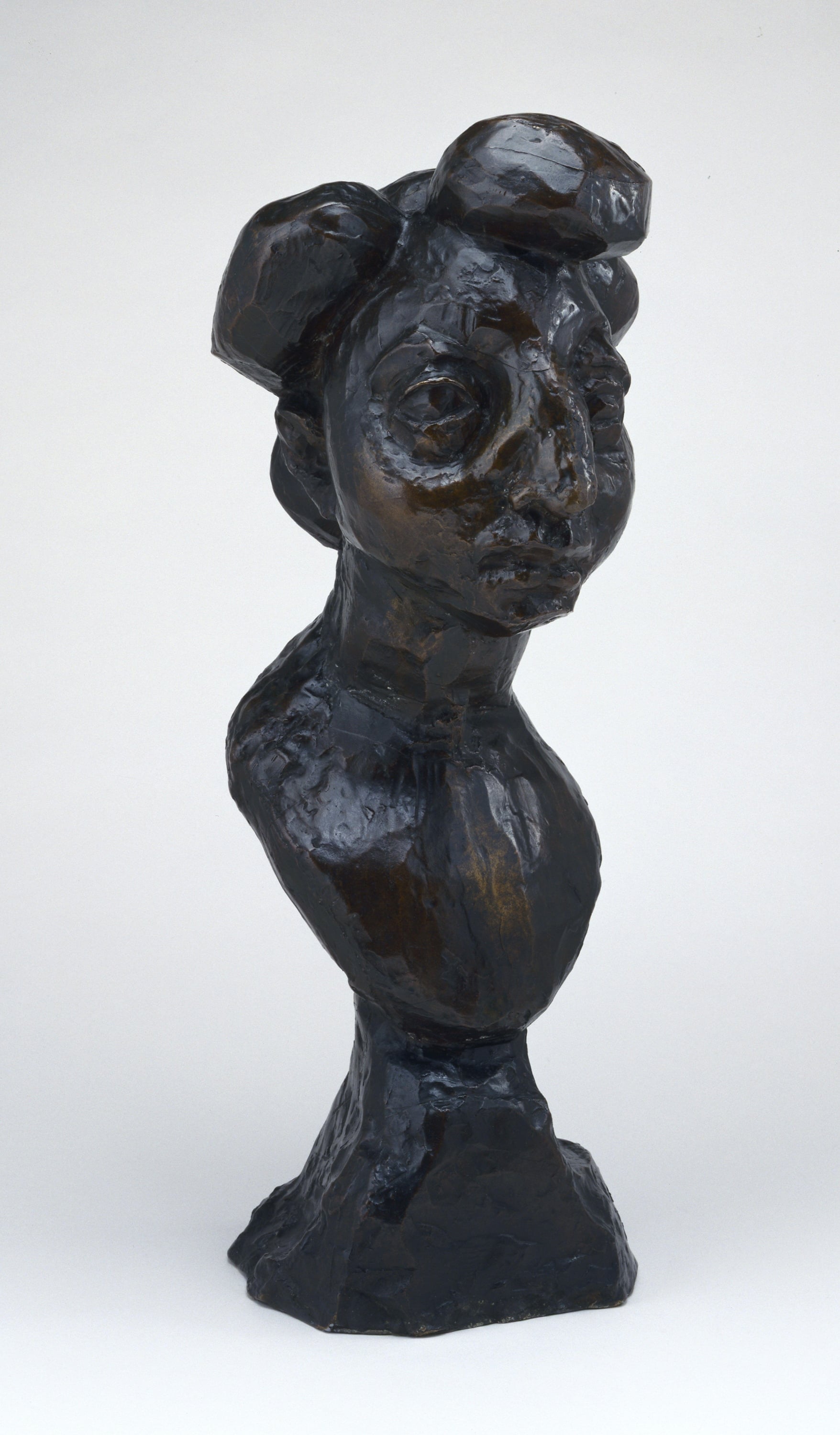 人体形态表现主题 - 无名雕塑 - 展现独特人体头部形态 